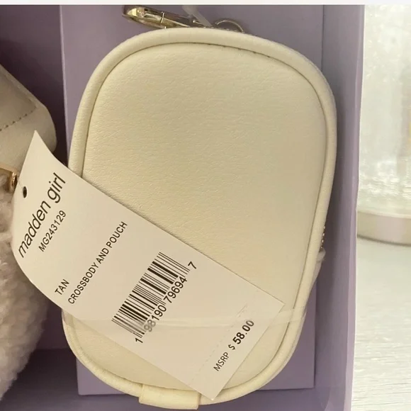 Madden Girl 3 piece Camera Crossbody Gift Set NWT - Picture 4 of 5